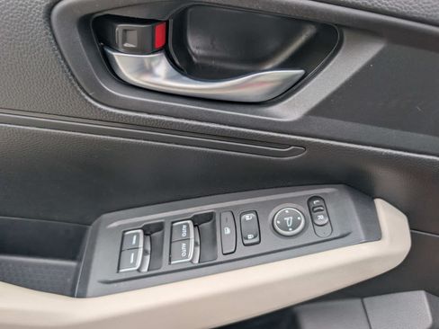 Certified 2023 Honda Accord LX image 17