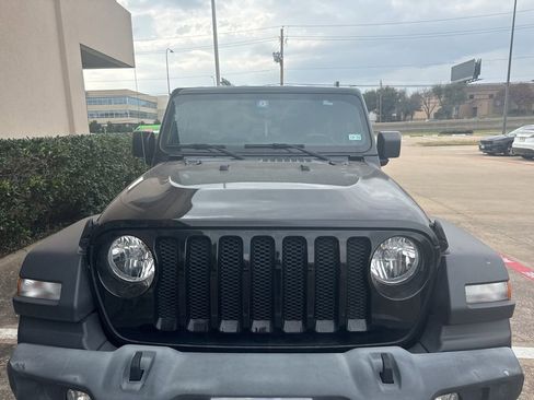 Used 2019 Jeep Wrangler Sport S image 14