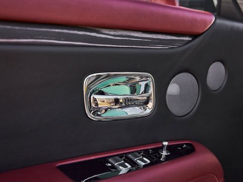 Used 2023 Rolls-Royce Ghost AWD/4WD image 36