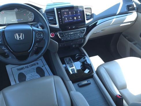 Used 2016 Honda Pilot Touring image 27