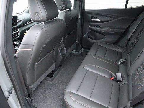 New 2026 Buick Envista Avenir image 13