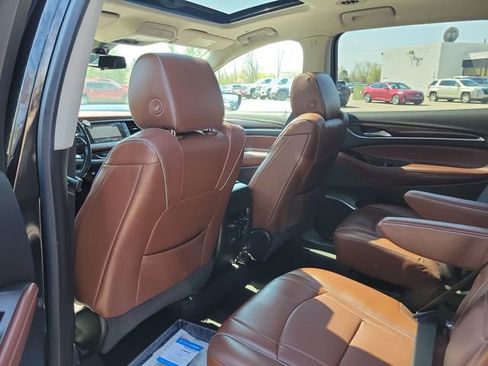 Used 2018 Buick Enclave Avenir w/ Avenir Technology Package AWD/4WD image 34