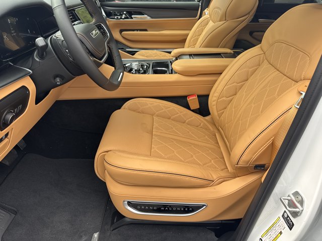New 2026 Jeep Grand Wagoneer L Summit AWD/4WD image 9