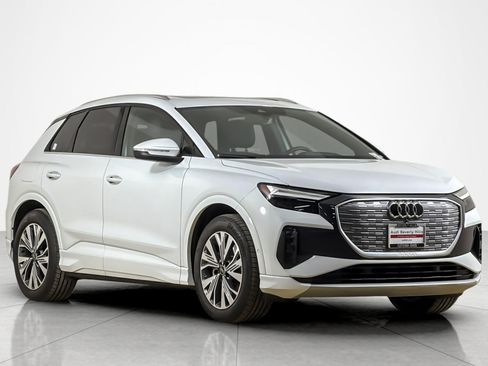 Used 2023 Audi Q4 e-tron Premium Plus w/ Premium Plus RWD image 7