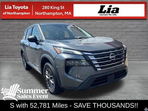 Used 2024 Nissan Rogue S AWD/4WD image 1