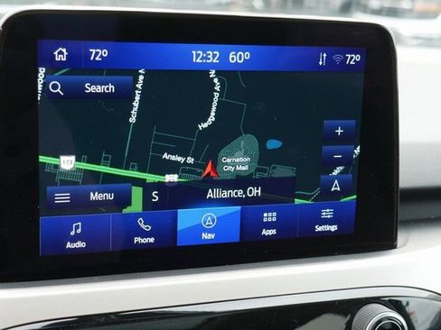 Used 2022 Ford Escape SE w/ SE Sport Appearance Package image 4