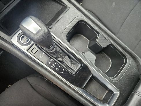 Used 2024 Nissan Sentra S FWD image 16