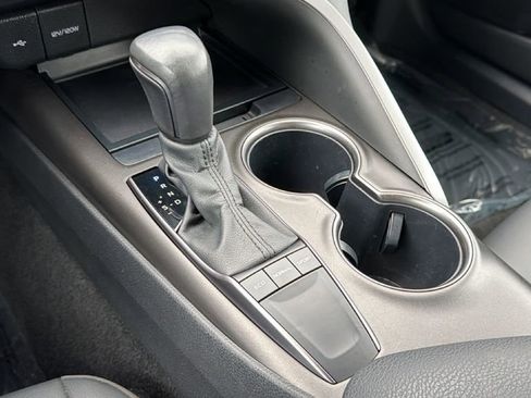 Certified 2024 Toyota Camry SE FWD image 31