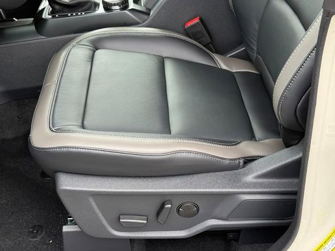 New 2025 Ford Bronco Outer Banks image 12