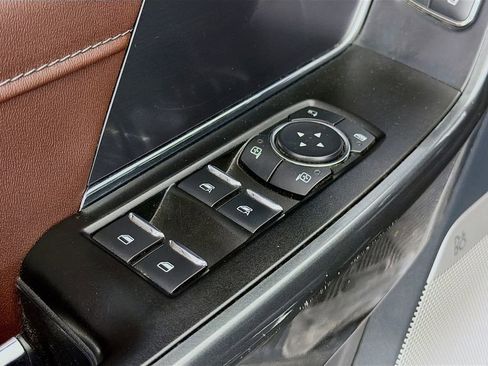 Used 2022 Ford F150 Lariat w/ Equipment Group 502A High image 22