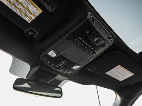 Used 2020 Ford F250 Platinum w/ FX4 Off-Road Package image 23