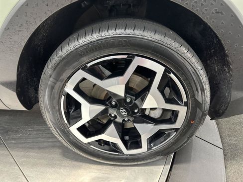 Certified 2022 Hyundai Santa Cruz Limited AWD/4WD image 12