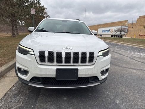 Used 2019 Jeep Cherokee Limited image 2