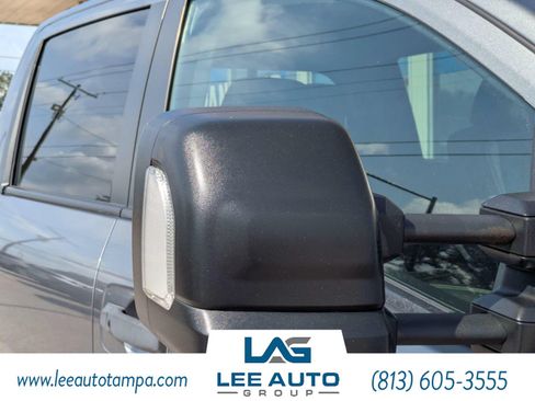 Used 2019 Nissan Titan PRO-4X w/ Pro-4x Convenience Package AWD/4WD image 11