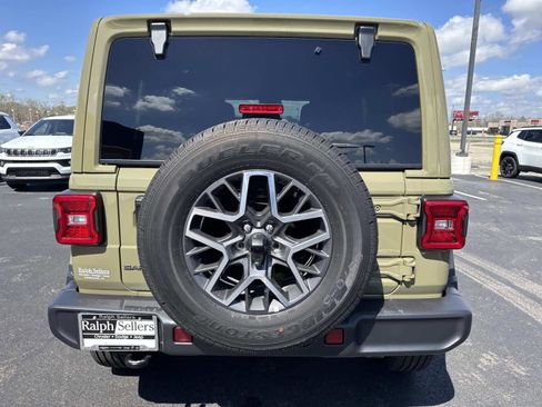 New 2026 Jeep Wrangler Unlimited Sahara image 5