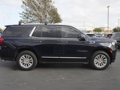 Used 2021 GMC Yukon SLT w/ SLT Luxury Plus Package image 5