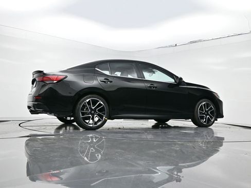 New 2025 Nissan Sentra SR w/ SR Premium Package image 22