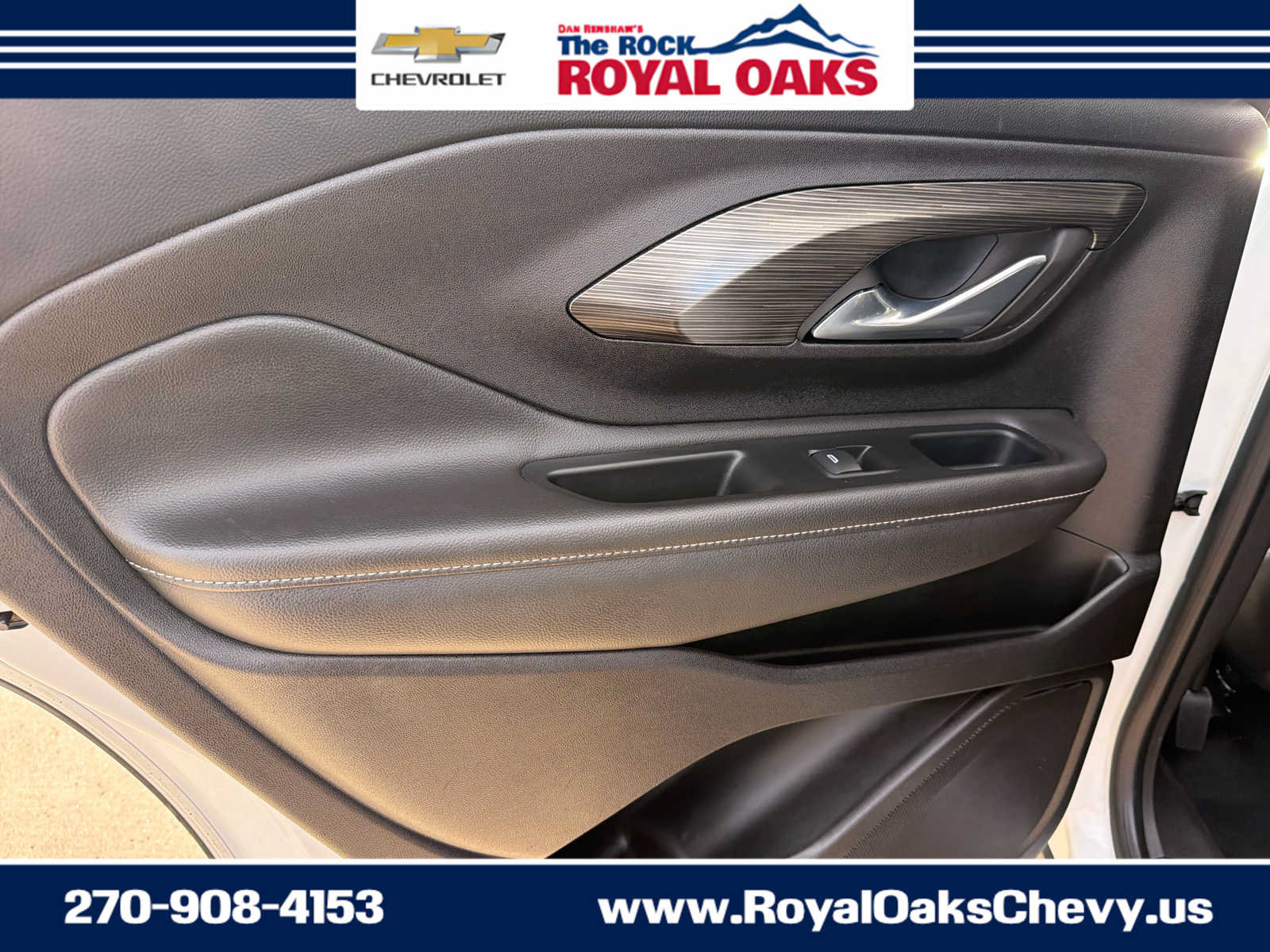 Used 2023 GMC Terrain SLT w/ Elevation Edition FWD image 17