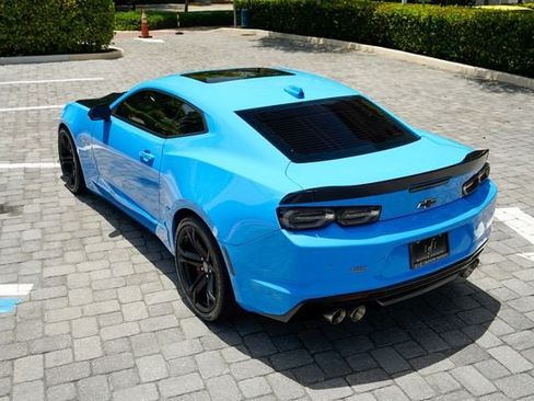 Used 2022 Chevrolet Camaro SS RWD image 21