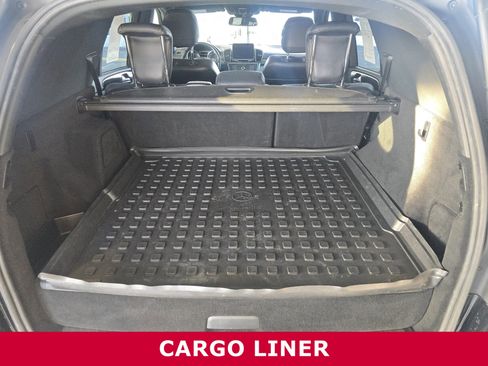 Used 2018 Mercedes-Benz GLE 550e 4MATIC image 28