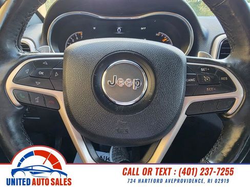 Used 2014 Jeep Grand Cherokee Laredo w/ All Weather Capability Group image 19