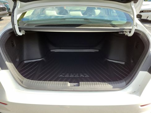 New 2026 Honda Accord LX image 9