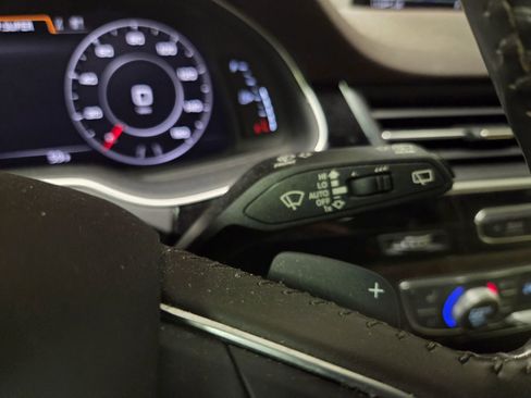 Used 2018 Audi Q7 3.0T Prestige image 23