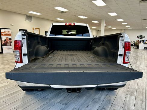 Used 2020 RAM 3500 Tradesman w/ Chrome Appearance Group image 9