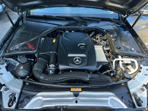 Used 2018 Mercedes-Benz C 300 Sedan w/ AMG Line image 21