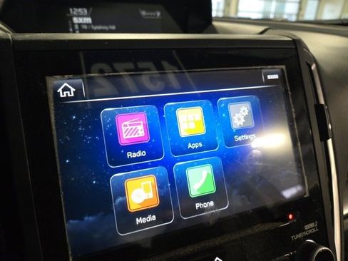 Used 2017 Subaru Impreza 2.0i Limited w/ Moonroof/BSD & Rcta/Eyesight image 4