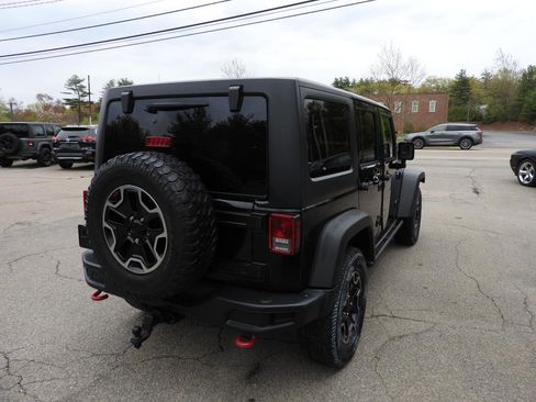 Used 2016 Jeep Wrangler Unlimited Rubicon AWD/4WD image 3