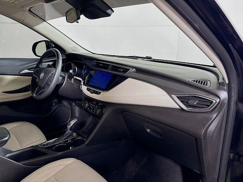 Used 2021 Buick Encore GX Select image 27