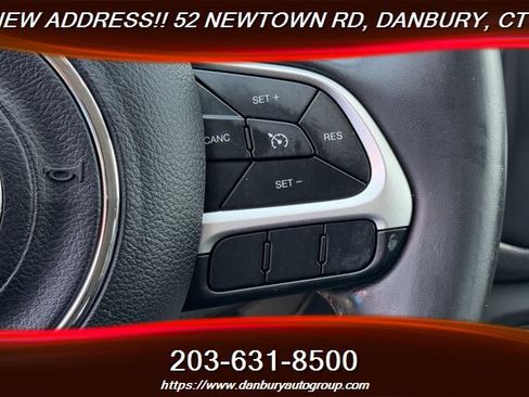 Used 2019 Jeep Compass Latitude w/ Popular Equipment Group AWD/4WD image 19