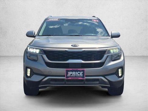 Used 2021 Kia Seltos SX w/ SX Sunroof Package AWD/4WD image 2