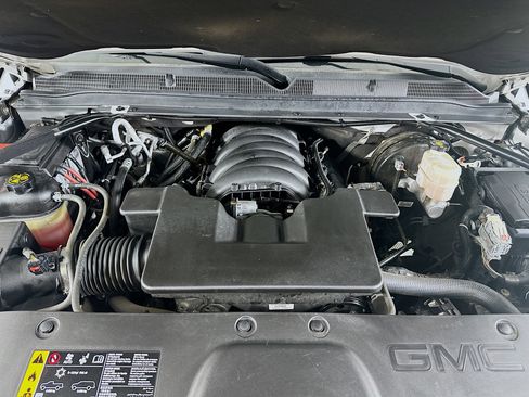 Used 2020 GMC Yukon SLT w/ Open Road Package AWD/4WD image 36