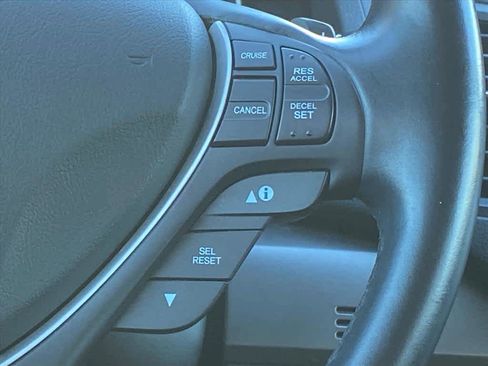 Used 2017 Acura RDX AWD image 9