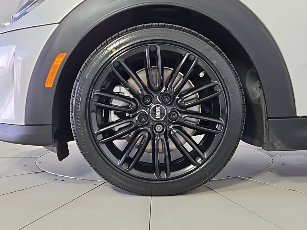 Used 2022 MINI Cooper S FWD image 5