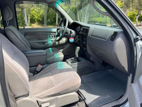 Used 2001 Toyota Tacoma PreRunner image 14
