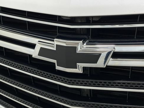 Used 2019 Chevrolet Traverse Premier w/ LPO, Floor Liner Package AWD/4WD image 40