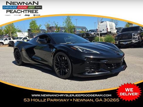 Used 2023 Chevrolet Corvette Z06 RWD image 1