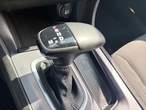 Certified 2023 Dodge Charger SXT RWD image 19