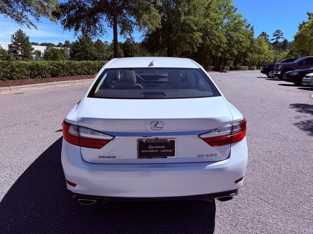 Used 2017 Lexus ES 350 w/ Accessory Package 2 FWD image 10