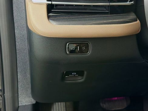 New 2025 Lincoln Navigator Black Label image 10