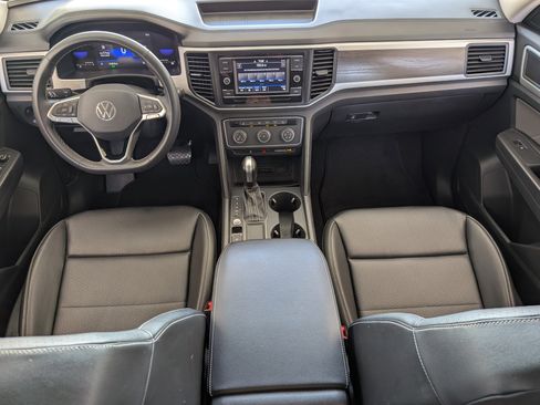 Used 2022 Volkswagen Atlas SE image 23
