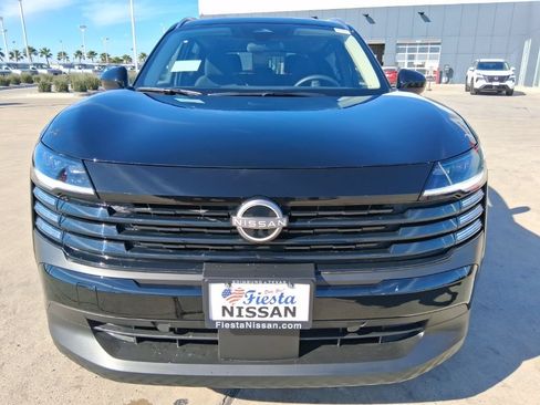 New 2026 Nissan Kicks SV w/ SV Premium Package FWD image 2