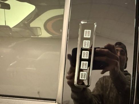 Used 2022 Ford F150 Platinum w/ Equipment Group 701A High image 8