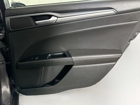 Used 2014 Ford Fusion Energi Titanium w/ Driver Assist Package FWD image 30