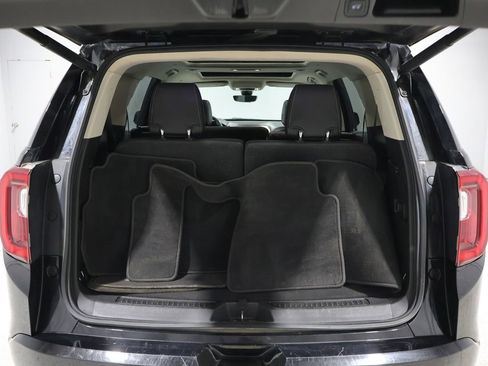 Used 2020 GMC Acadia Denali w/ Denali Ultimate Package AWD/4WD image 4