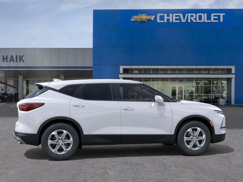 New 2026 Chevrolet Blazer LT FWD image 5