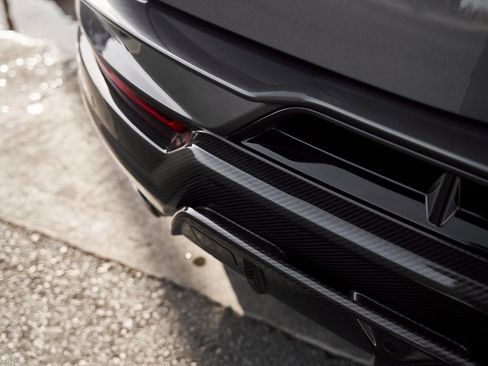 Used 2023 Lamborghini Urus Performante image 15